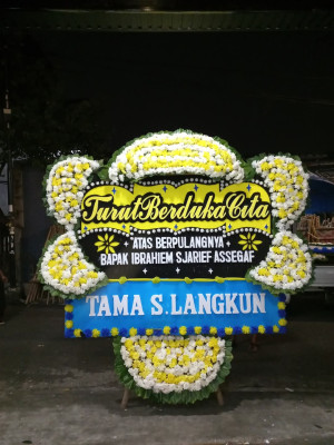 Papan Bunga Duka di Nibong